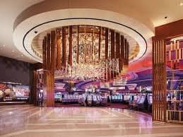 Tampilan permainan Live Casino dengan dealer profesional di max77